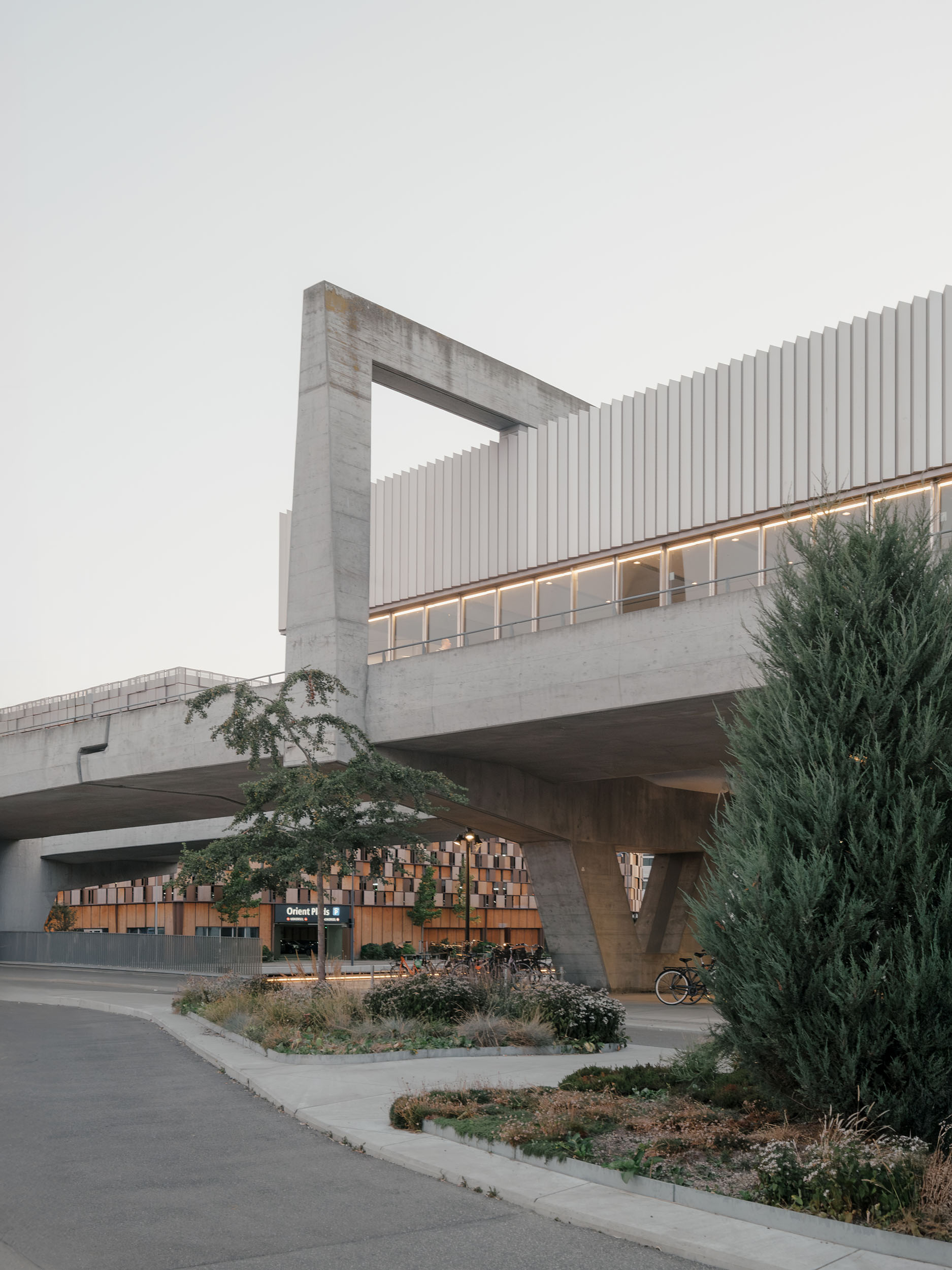 Orjentkaj Station in Kopenhagen - Architekturfotografie von Patrick Johannsen